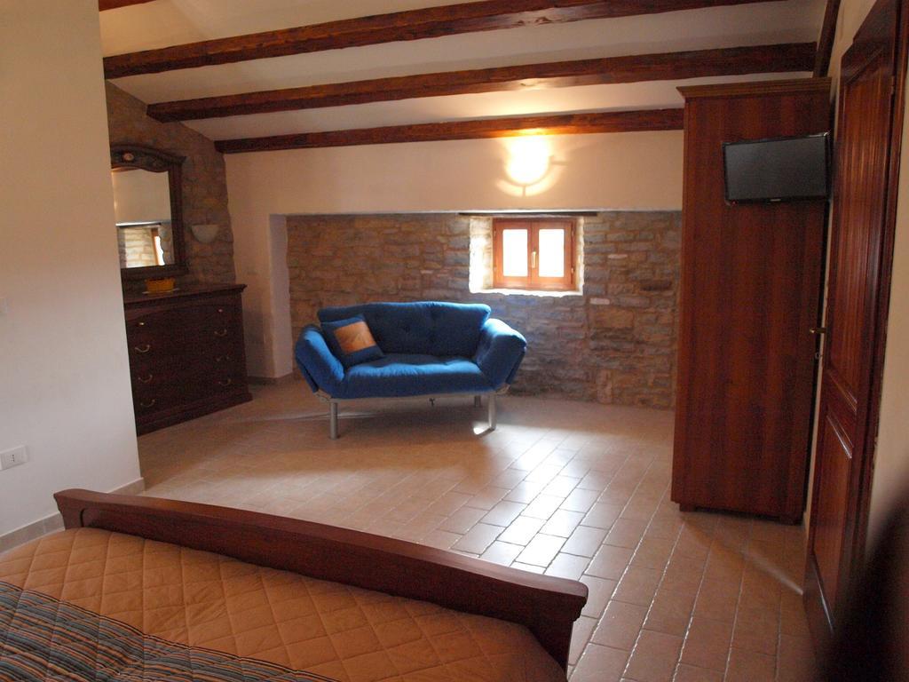 Al Merlo Olivo, Rural Istrian House Buje Zewnętrze zdjęcie