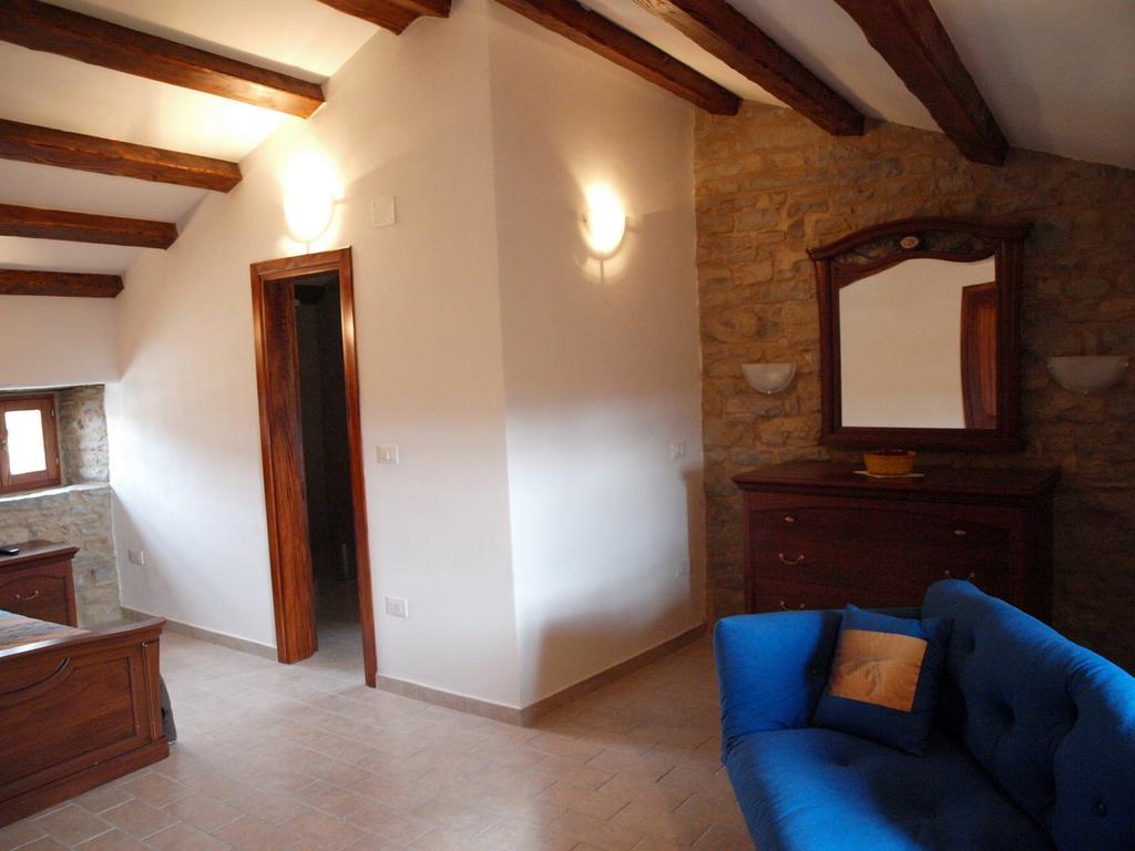 Al Merlo Olivo, Rural Istrian House Buje Zewnętrze zdjęcie
