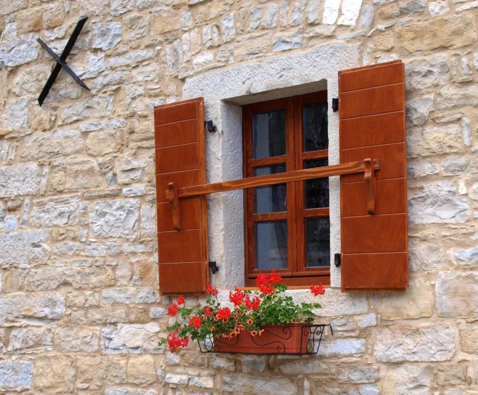 Al Merlo Olivo, Rural Istrian House Buje Zewnętrze zdjęcie
