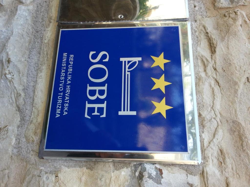 Al Merlo Olivo, Rural Istrian House Buje Zewnętrze zdjęcie